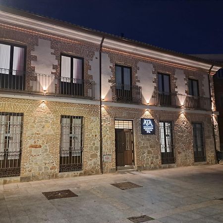 Apartamentos Turisticos Avila Puerta De San Isidro 1-4 Exterior foto
