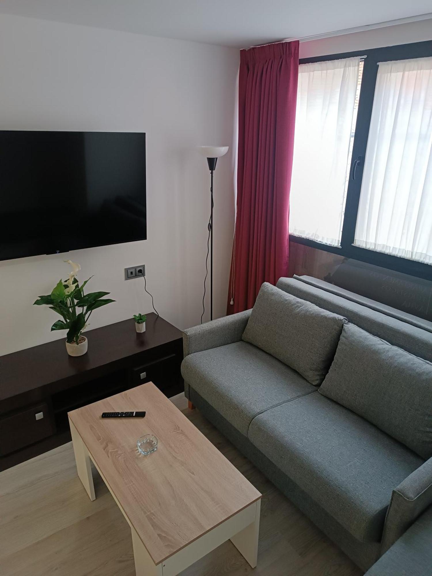 Apartamentos Turisticos Avila Puerta De San Isidro 1-4 Exterior foto